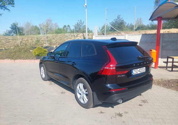 Volvo XC 60 cena 115000 przebieg: 175000, rok produkcji 2018 z Świdwin małe 742